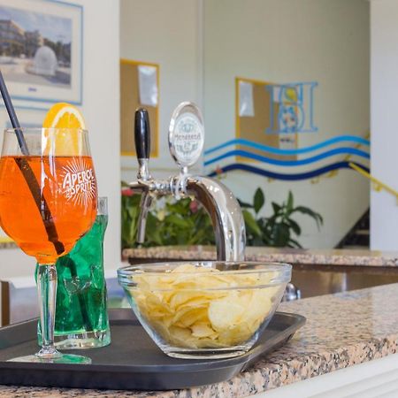 Savoia Hotel Misano Adriatico Kültér fotó