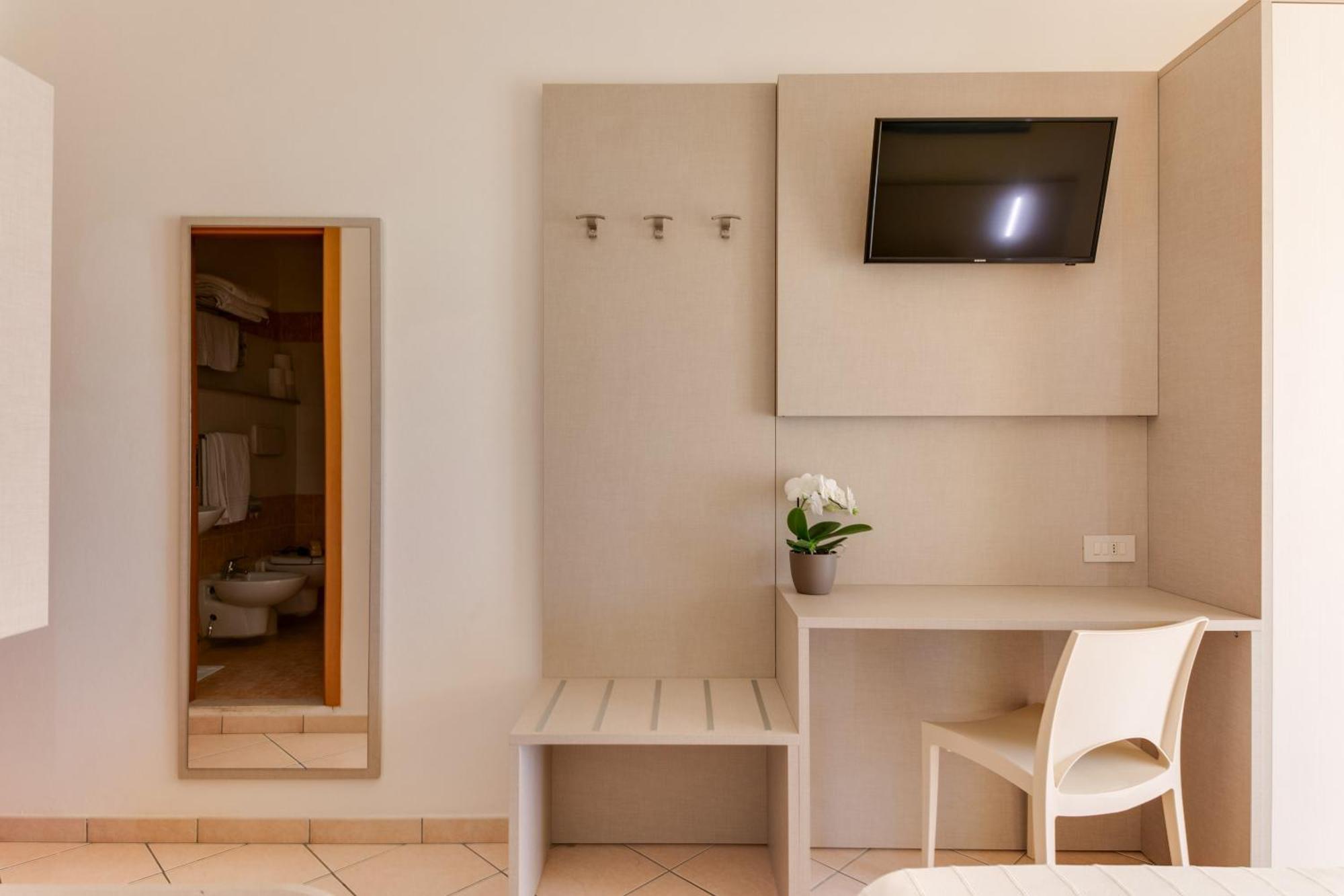 Savoia Hotel Misano Adriatico Kültér fotó